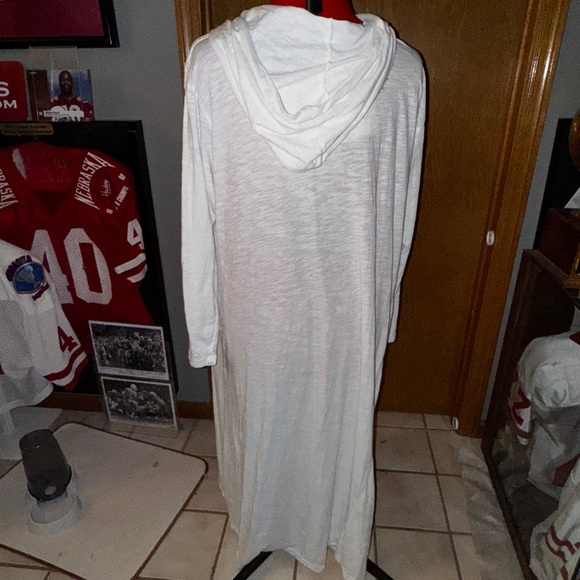 Magnolia Pearl Classic White Hoodie Dress, NWT - Picture 2 of 12